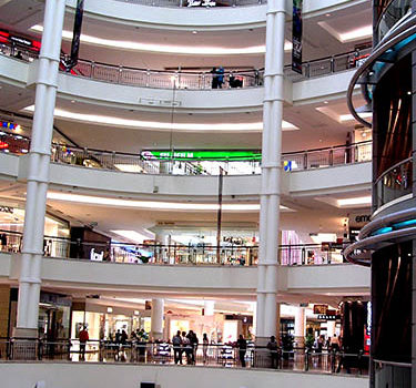 Tiendas, Centros Comerciales, Hoteles
